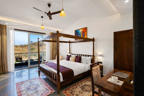 Godan Terra Cove | 6-BHK Retreat with Private Pool, Garden & Elevated Gazebo, featuring Stunning Hill & River Views – 6 bedroom villa in Udaipur, Rajasthan