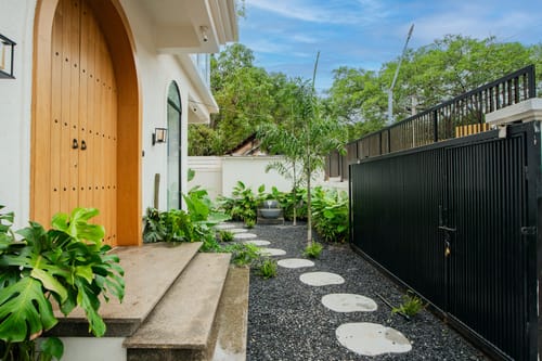 Casa Ekam | Luxe 4-BHK Villa With Pvt Pool, Patio & Contemporary Design – 4 bedroom villa in North Goa, Goa