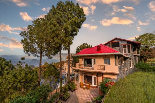 Cosy Crest – 3 bedroom villa in Kasauli, Himachal Pradesh