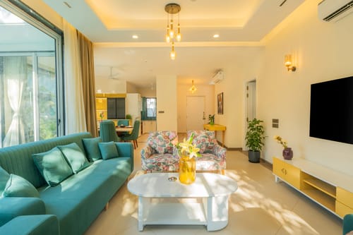 Laguna Camellia | Opulent 4-BHK Getaway Near Popular Beaches With Private Pool, Balcony & Indoor Bar
