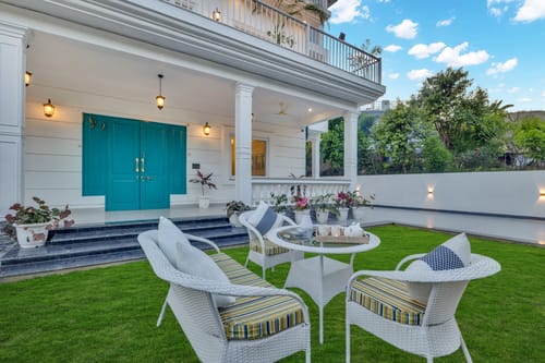 The Kimadi House | 4-BHK English-Style Villa With Rooftop, Pool & Mussoorie Views – 4 bedroom villa in Dehradun, Uttarakhand