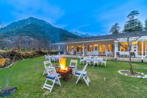 Splendour @ Ekaa House – 2 bedroom villa in Manali, Himachal Pradesh