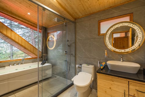 Plum @ The Orchard Song with Jacuzzi – 2 bedroom villa in Shimla, Himachal pradesh
