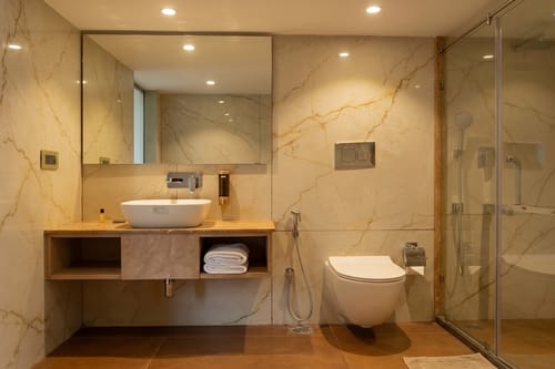 Standard King Rooms @ Fernwood – 2 bedroom villa in Bangalore, Karnataka