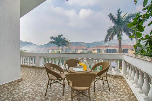 Brookvale Cottage – 4 bedroom villa in Lonavala, Maharashtra