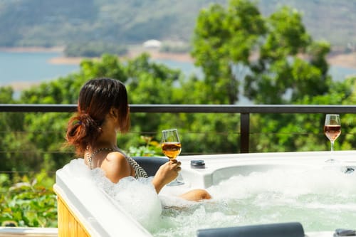 La Rive – 5 bedroom villa in Lonavala, Maharashtra