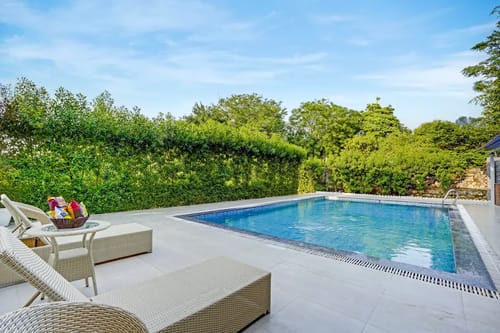 Tranquil Meadows | 5-BHK Farmhouse with Private Pool, Gazebo & Lush Garden – 5 bedroom villa in Delhi-ncr, Haryana