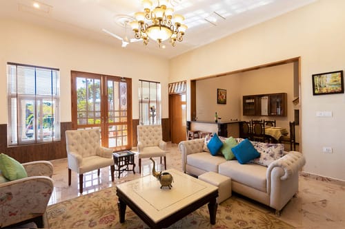 Room 4 @ The Silver Oaks Cottage – 1 bedroom villa in Dehradun, Uttarakhand