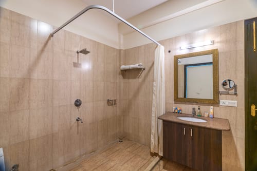 The Manvi Estate – 10 bedroom villa in Delhi-ncr, Delhi