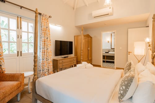 Orion | 3-BHK Villa With Private Pool & Terrace; Near Popular Restaurants – 3 bedroom villa in North Goa, Goa