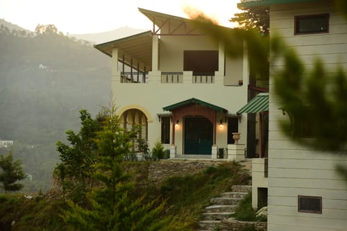 GlenBrook Estate | Hillside 1-BHK Suite & 1 Cottage with Gazebo, Restro & Lounge Area Near Waterfall