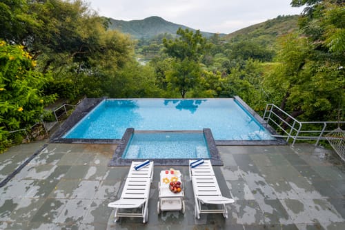 Lake and Hill | Pet-friendly 3-BHK Retreat With Private Pool, Garden, Gazebo & Majestic Aravali Views – 3 bedroom villa in Udaipur, Rajasthan