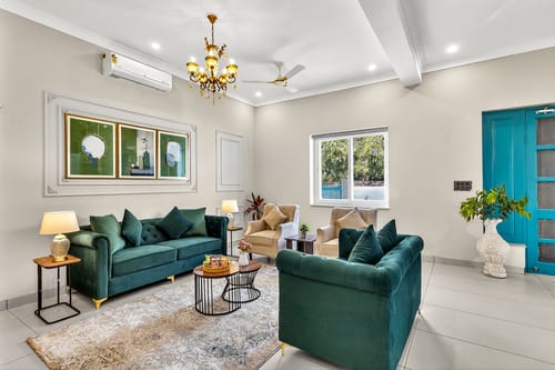 The Kimadi House | 4-BHK English-Style Villa With Rooftop, Pool & Mussoorie Views – 4 bedroom villa in Dehradun, Uttarakhand