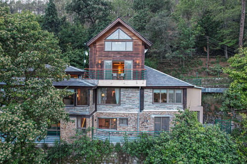Blushing Pines Retreat | Stunning 3-BHK Hillside Villa with Attic, Indoor Pool & Outdoor lounge  – 3 bedroom villa in Nainital, Uttarakhand