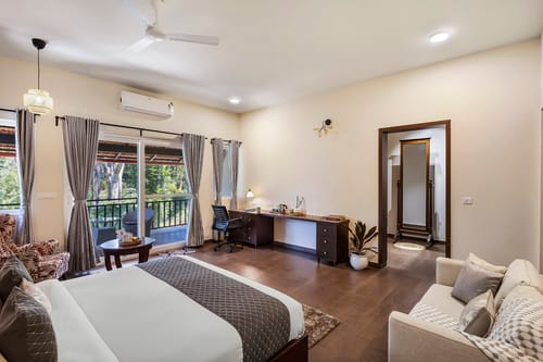 Tranquility | 5-BHK Pet-Friendly Villa With Pool, Jacuzzi, Terrace Sit Out and Garden Area – 5 bedroom villa in Coorg, Karnataka