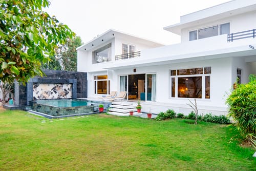 Kuber Vatika | 6-BHK Pet-friendly Villa with Private Pool and Garden Sit Out Area – 6 bedroom villa in Jaipur, Rajasthan