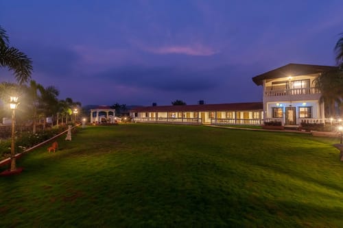 La Palm – 8 bedroom villa in Lonavala, Maharashtra