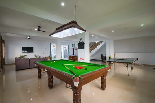 Querencia | Pet-friendly 5-BHK Villa With Sunset & Hill Views  – 5 bedroom villa in Kasauli, Himachal Pradesh