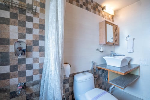 Under The Pines – 3 bedroom villa in Shimla, Himachal Pradesh