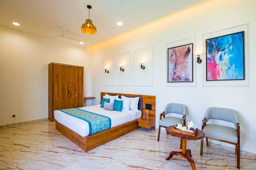 Parvam Retreat | Charming Pet-friendly 2-BHK Villa With Private Pool, Garden, Terrace & Aravali Hill Views – 2 bedroom villa in Udaipur, Rajasthan