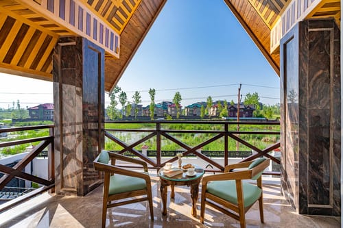 Walnut @ Gauhar w/ Indoor Jacuzzi – 4 bedroom villa in Srinagar, Jammu And kashmir