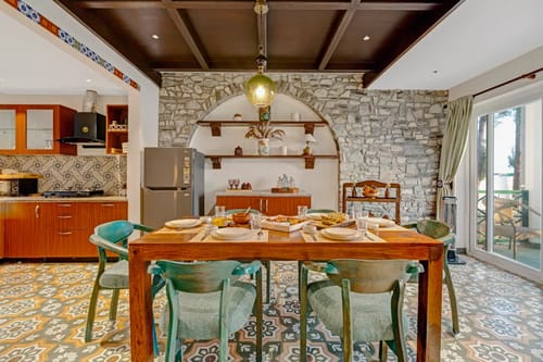 The Wilbury Cheese – 2 bedroom villa in Mussoorie, Uttarakhand