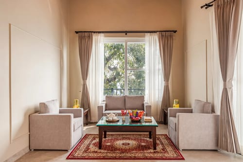 Twin Chalets | 4-BHK  Pet-friendly Escape With Valley-facing lawn, Terrace & 2 Living Rooms – 4 bedroom villa in Nainital, Uttarakhand