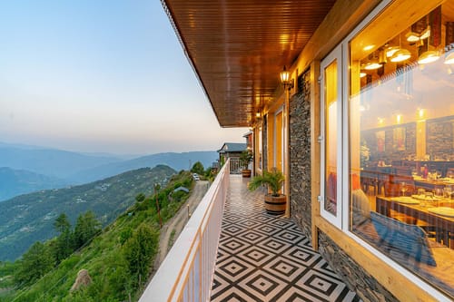 1 Room @ Daafi – 8 bedroom villa in Shimla, Himachal Pradesh