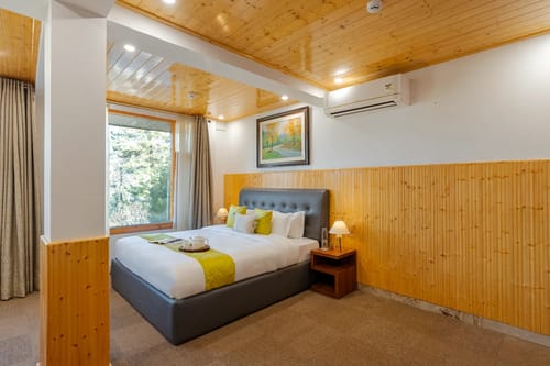 Lafu House Hearth | Serene Hillview Escape With Garden & Cabana – 1 bedroom villa in Shimla, Himachal Pradesh