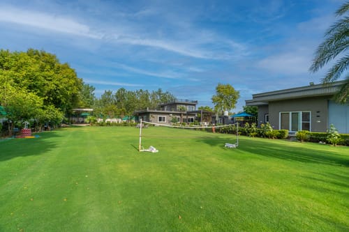 Cloudberry Estate – 6 bedroom villa in Delhi-ncr, Delhi