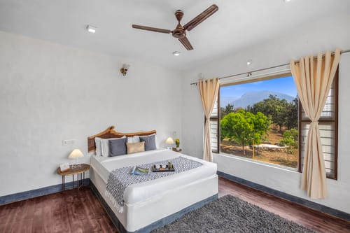 Khade Farms | 4-BHK Pet-Friendly Mudhouse Style Villa with Gazebo and Terrace – 4 bedroom villa in Bengaluru, Karnataka
