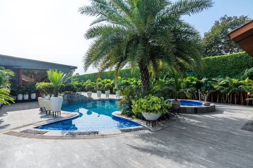 The Krishna Farmhouse | Countryside 4-BHK With Private Pool, Garden, Gazebo & Cricket Pitch – 3 bedroom villa in Delhi Ncr, Delhi