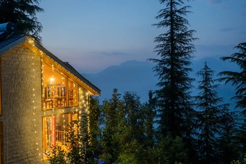 Jibhi Peaks Duplex Cottage With A Hot Tub