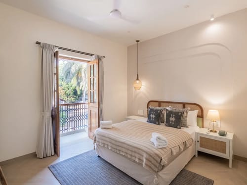 Opalys | 4-BHK | Pvt Pool & Garden | Lift – 4 bedroom villa in North Goa, Goa