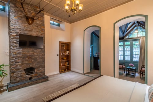 Dove @ The Emily Chalet – 4 bedroom villa in Nainital, Uttarakhand