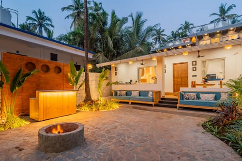 House of Neptune | 1-BHK Boutique Villa | Open Kitchen | Sit-out area | 10 Meters from Ashwem Beach