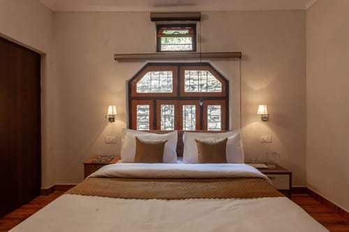 Amara Dawn | 4-BHK | Near Nainital Lake | Hill Views | Pet friendly  – 4 bedroom villa in Nainital, Uttarakhand