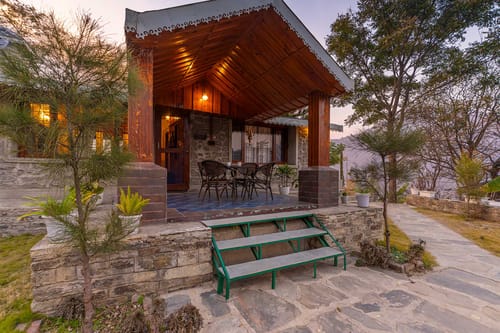 Ornate @ Juneo Orchards – 2 bedroom villa in Kasauli, Himachal Pradesh