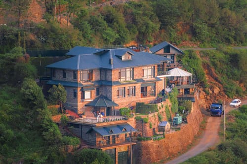 3 Rooms Outhouse @ Mysty View – 3 bedroom villa in Kasauli, Himachal Pradesh