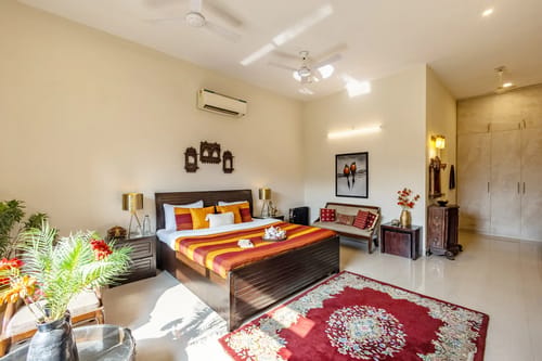 Dacha | Serene 3-BHK Escape With Garden, Jacuzzi  & Outdoor Bar – 3 bedroom villa in Delhi-ncr, Haryana