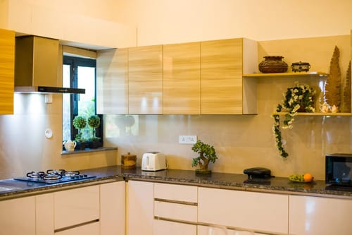 Dacha | Serene 3-BHK Escape With Garden, Jacuzzi  & Outdoor Bar – 3 bedroom villa in Delhi-ncr, Haryana