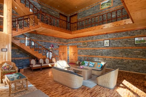 Sunshine Himalayan Cottage Per Room Tirthan Valley