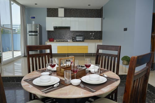 Bluebell | 2-BHK Villa With Private Pool, Vibrant Gardens, & Majestic Aravali Views – 2 bedroom villa in Udaipur, Rajasthan