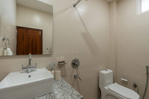 Crescent Peak W/Jacuzzi – 3 bedroom villa in Kasauli, Himachal Pradesh