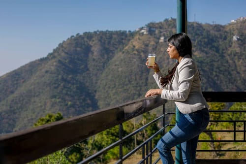 Horizon W/ Outdoor Pool – 4 bedroom villa in Kasauli, Himachal Pradesh