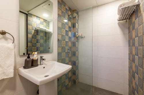 Firefly Mountain Retreat - Khopoli – 6 bedroom villa in Lonavala, Maharashtra