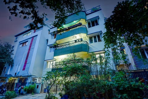 Saffron Breeze | 1-Room in an Apartment with Shared Living, Dining, Lift & Balcony | Women Only – 1 bedroom villa in Bengaluru, Karnataka