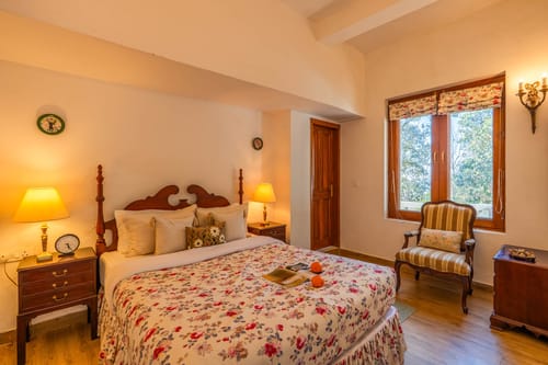 The Pink Magnolia – 4 bedroom villa in Mussoorie, Uttarakhand