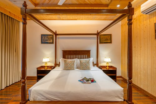 Utopia @ Aykon Estate w/ Outdoor Pool – 8 bedroom villa in Kasauli, Himachal Pradesh