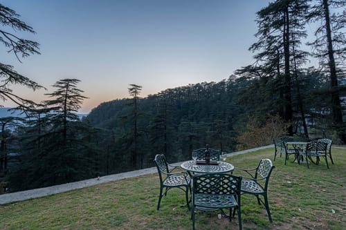 1 Room @ Pine Estate w/ Complimentary Breakfast – 1 bedroom villa in Shimla, Himachal Pradesh
